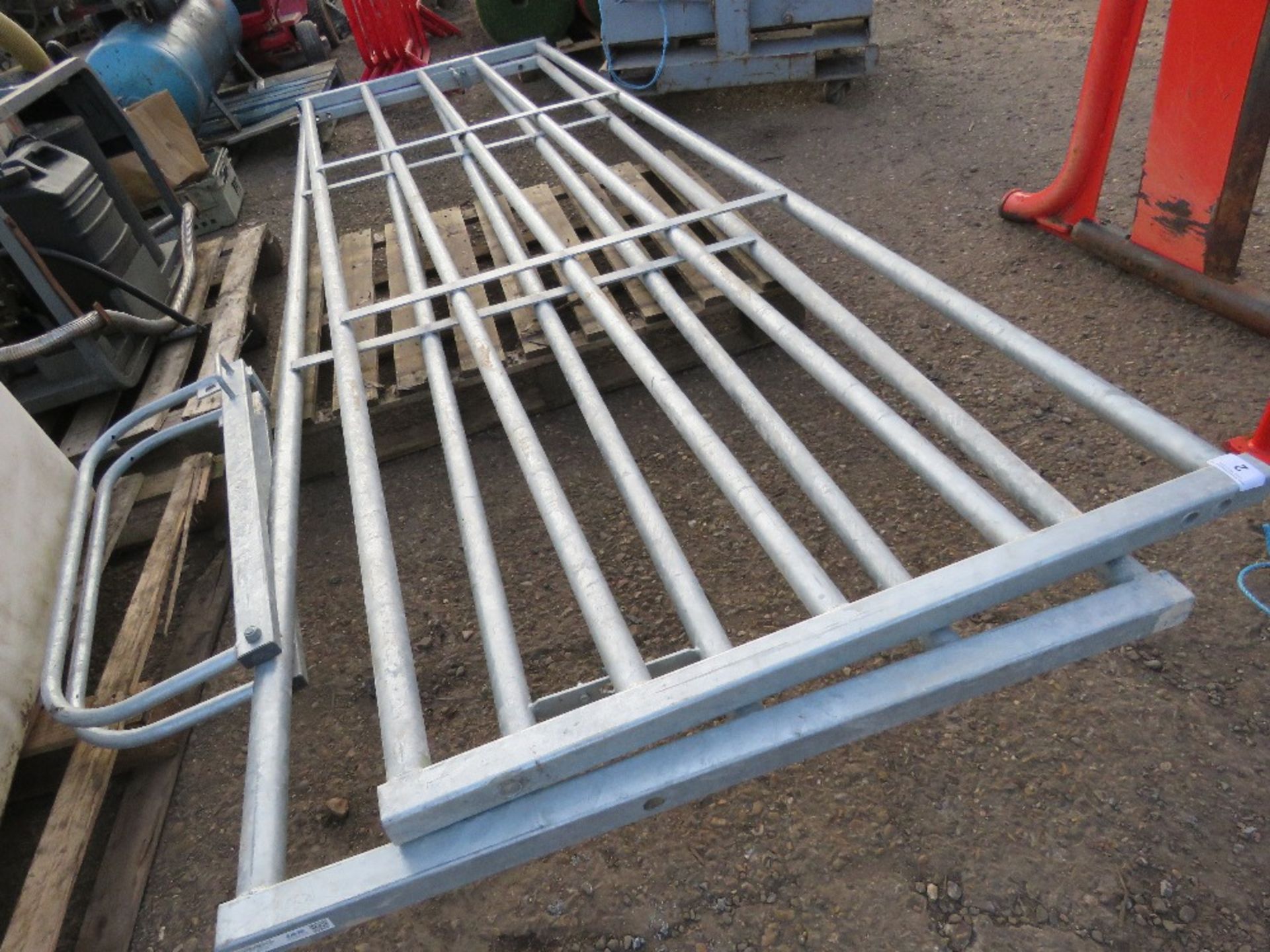 PAIR OF GALVANISED FIELD ENTRANCE GATES, 3.6M EACH WITH CONNECTING LOCK ON TOP. - Image 2 of 4