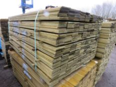 LARGE PACK OF PRESSURE TREATED HIT AND MISS TIMBER CLADDING BOARDS: 1.64M LENGTH X 100MM WIDTH APPRO