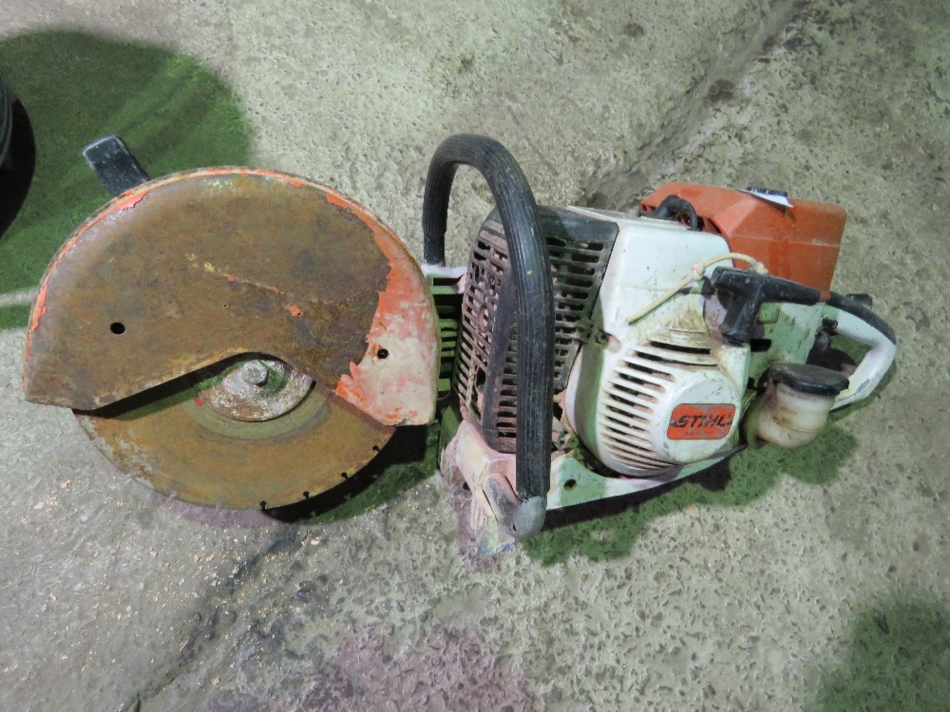 STIHL TS360AVS PETROL CUT OFF SAW WITH BLADE. OWNER RETIRING. THIS LOT IS SOLD UNDER THE AUCTIONE - Image 3 of 4