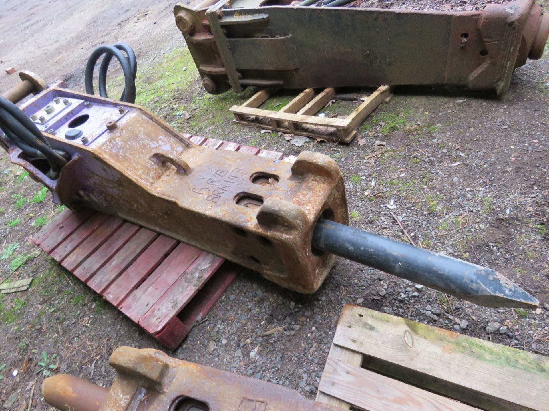 PRODEM 65 HEAVY DUTY 13-14 TONNE EXCAVATOR MOUNTED BREAKER ON 65MM PINS, YEAR 2013 APPROX. TYPE:PRB1 - Image 2 of 5