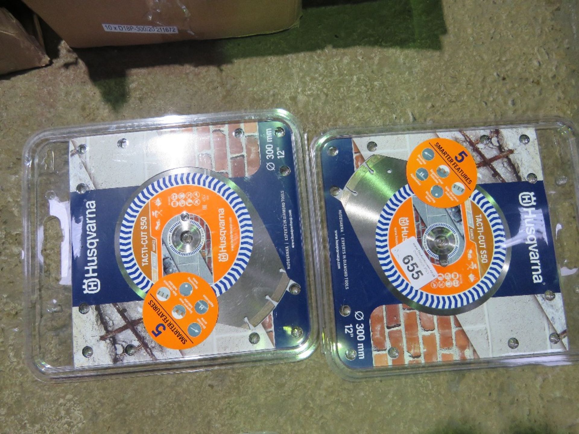 2 X HUSQVARNA TACTI CUT 550 DIAMOND BLADES, UNUSED, 300MM SIZE. THIS LOT IS SOLD UNDER THE AUCTIO - Image 2 of 2