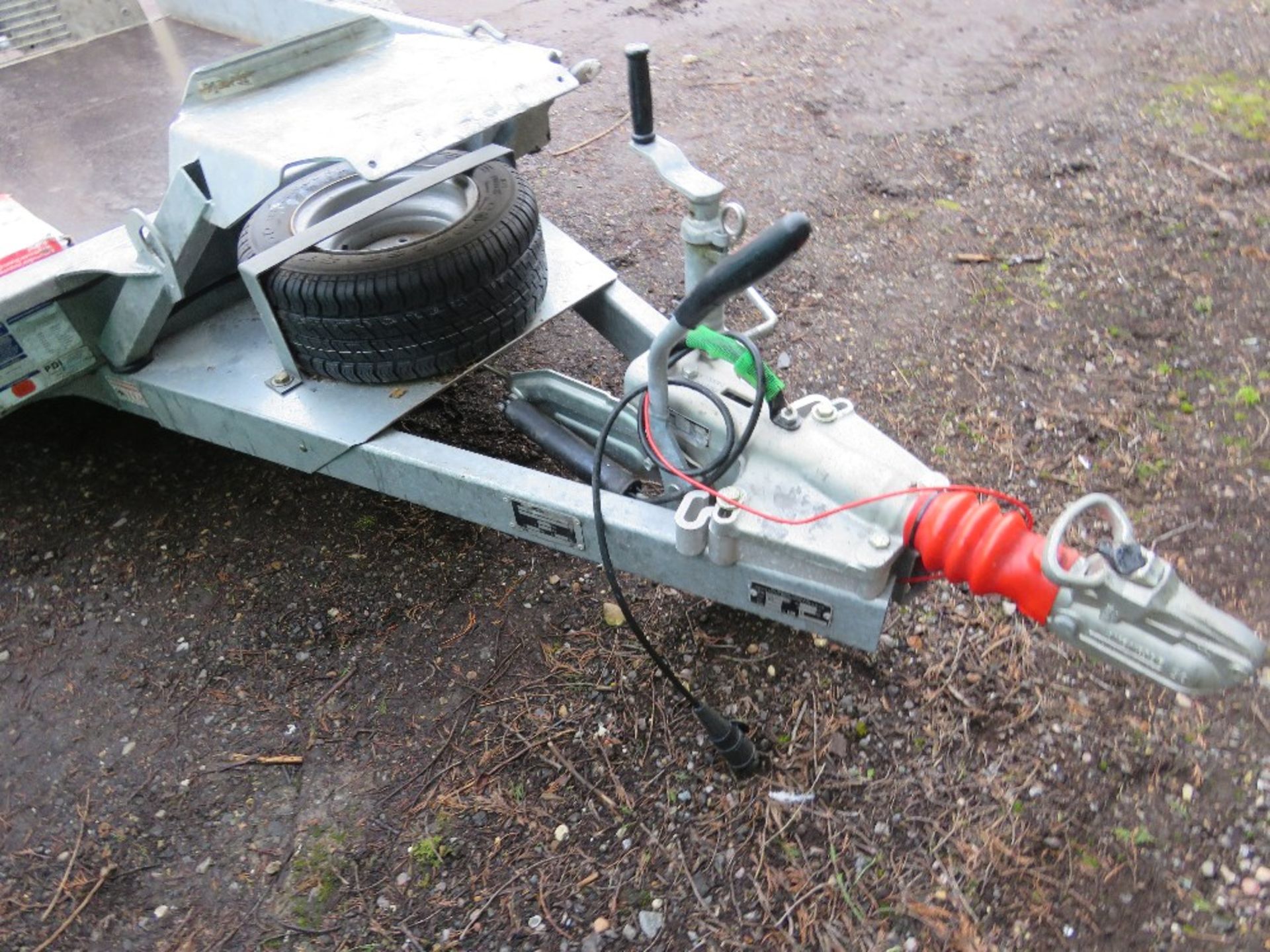 IFOR WILLIAMS GH64 SINGLE AXLE MICRO EXCAVATOR TRAILER WITH KEYS, HITCH LOCK AND INSTRUCTION BOOK. V - Image 3 of 6