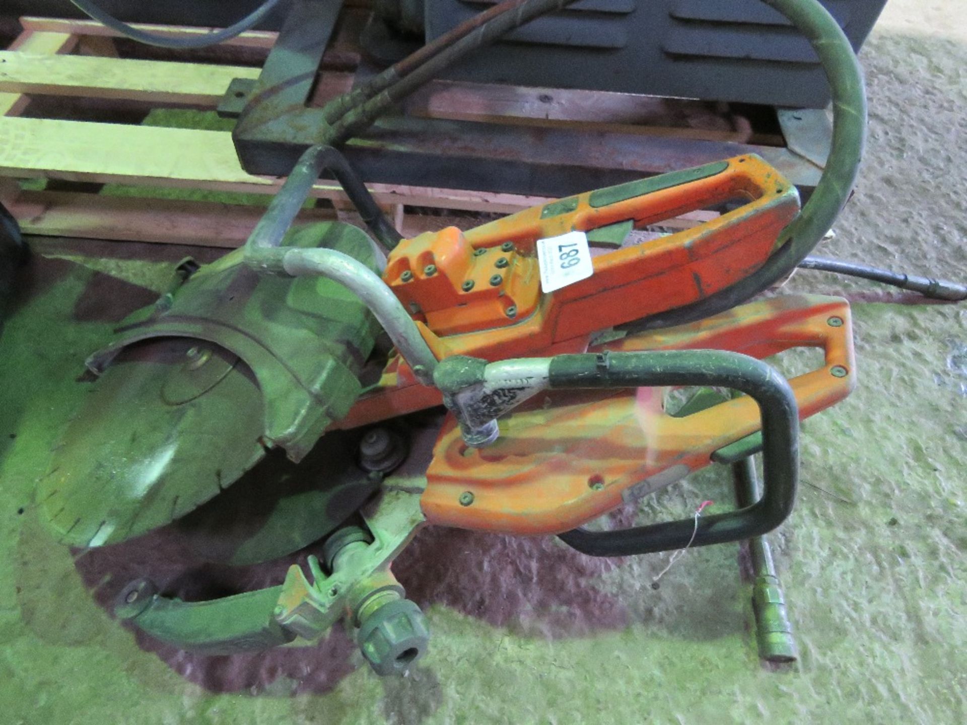 2 X HUSQVARNA HYDRAULIC DRIVEN SAWS: DISC CUTTER AND A RING SAW.