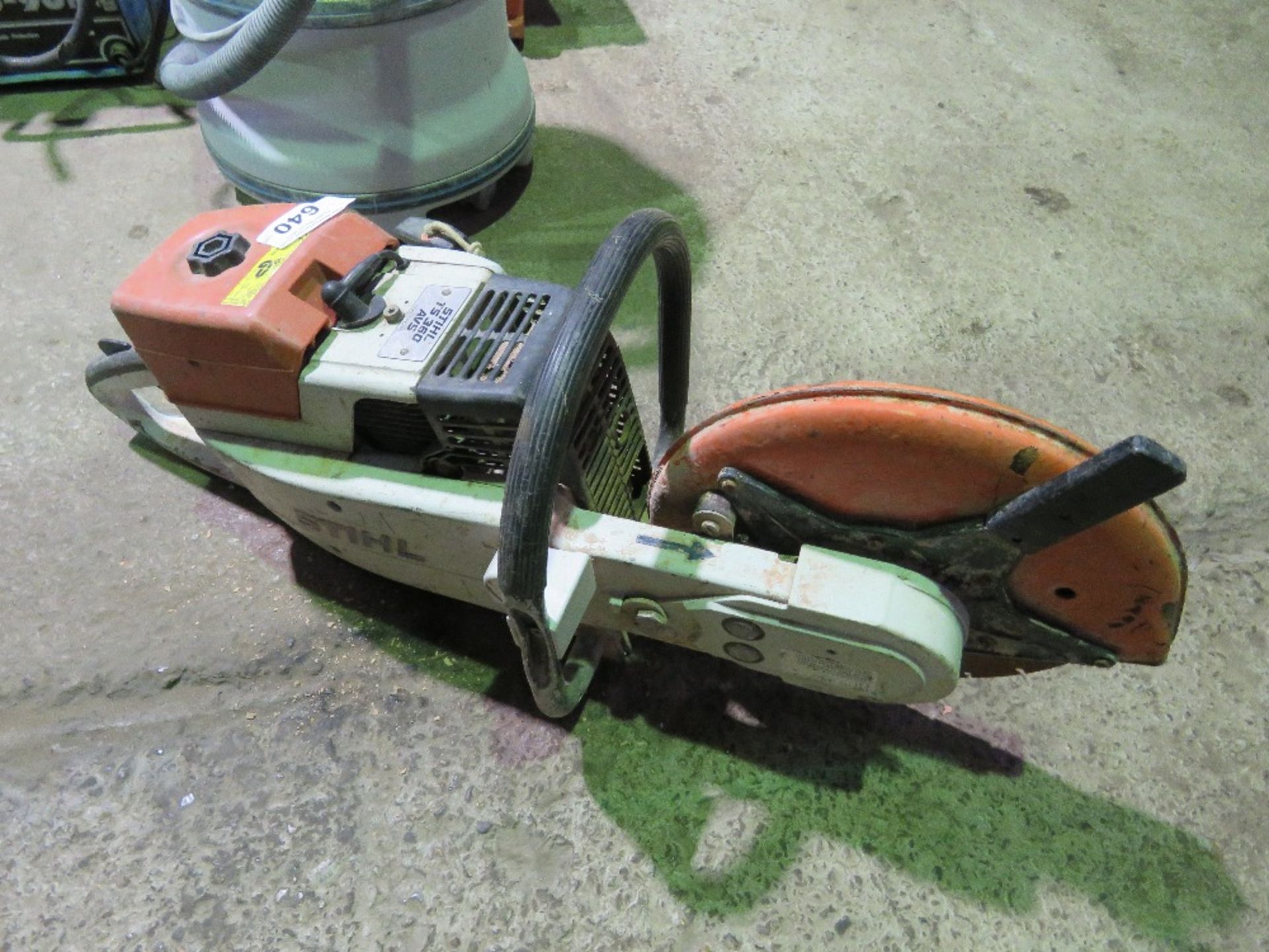 STIHL TS360AVS PETROL CUT OFF SAW WITH BLADE. OWNER RETIRING. THIS LOT IS SOLD UNDER THE AUCTIONE