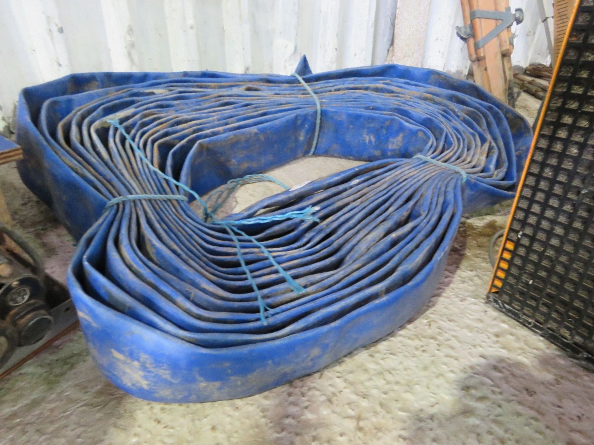 ROLL OF LAYFLAT HOSE. THIS LOT IS SOLD UNDER THE AUCTIONEERS MARGIN SCHEME, THEREFORE NO VAT WILL - Image 2 of 2
