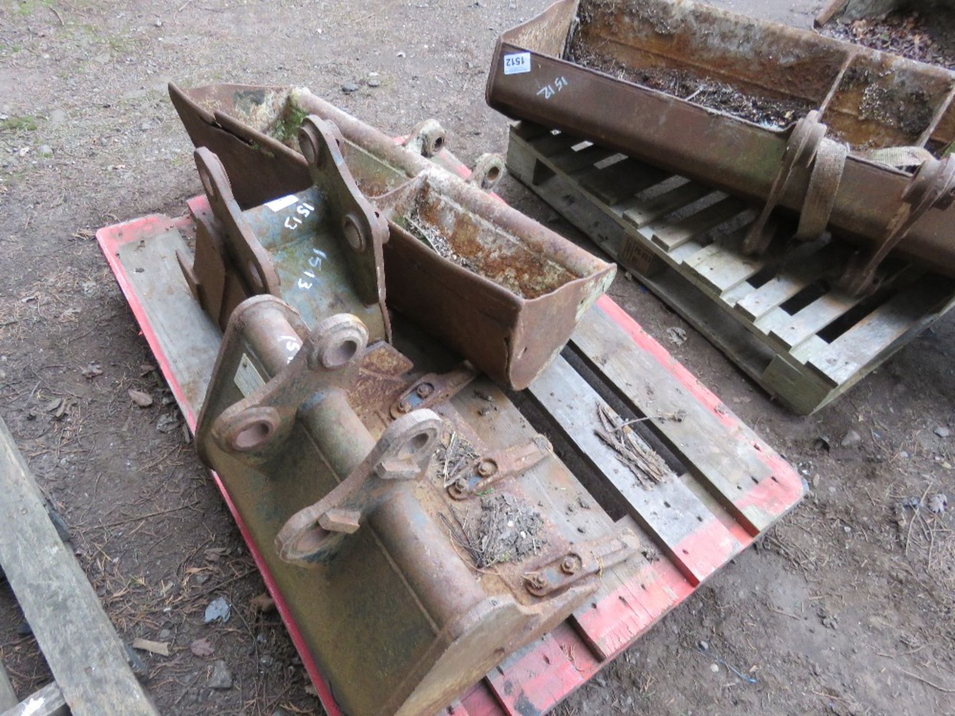 3 X MINI EXCAVATOR DIGGER BUCKETS, 30MM PINS APPROX. - Image 2 of 4