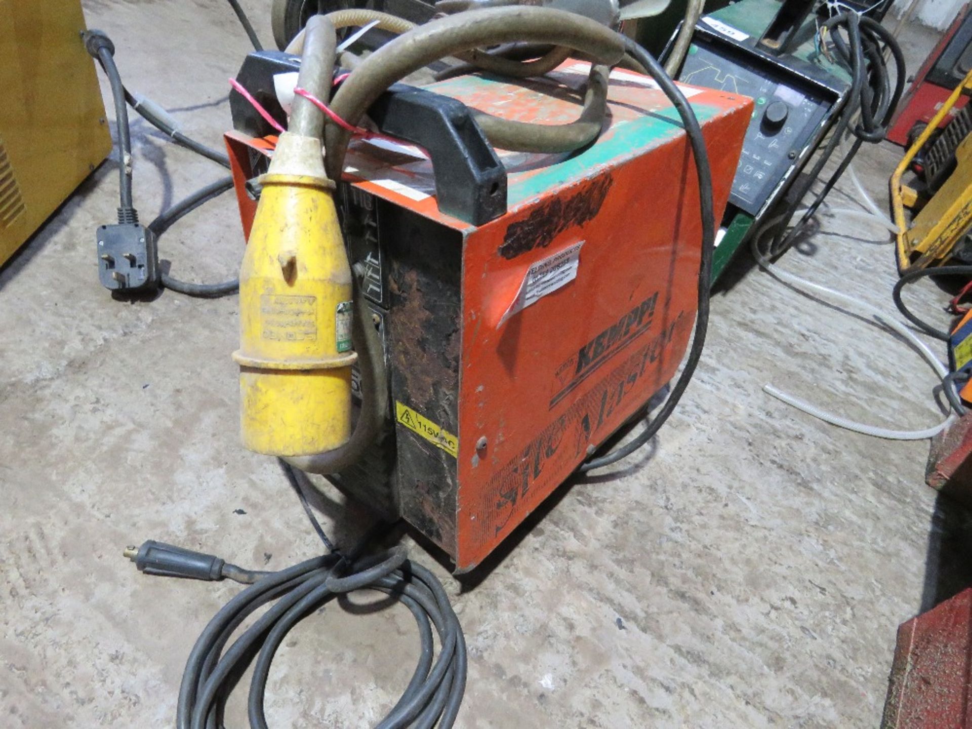 MASTER 1500 110VOLT POWERED WELDER. DIRECT FROM LOCAL COMPANY. SURPLUS TO REQUIREMENTS.