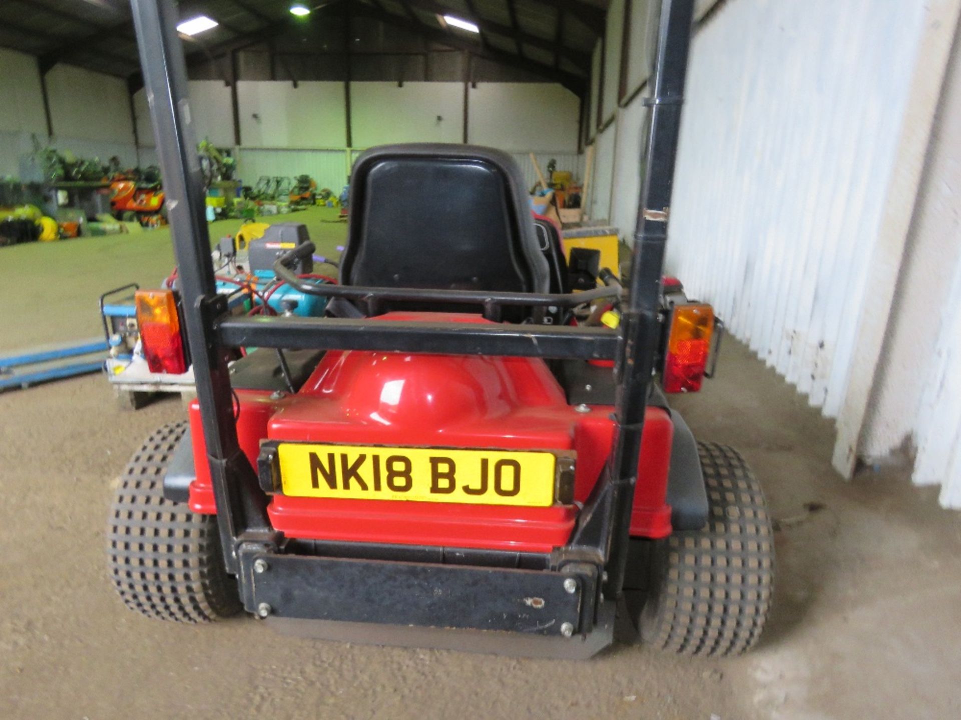 SHIBAURA SG280 GREEN SPECIAL RIDE ON MOWER WITH 5FT CUTTING DECK. 342 REC HOURS. REG:NK18 BJO WITH V - Bild 10 aus 10