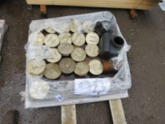 PALLET CONTAINING 22NO WADE SUPER SEAL 100MM DIAMETER COVERS, APPEAR TO BE BRASS, PLUS 2NO ABS GULLE