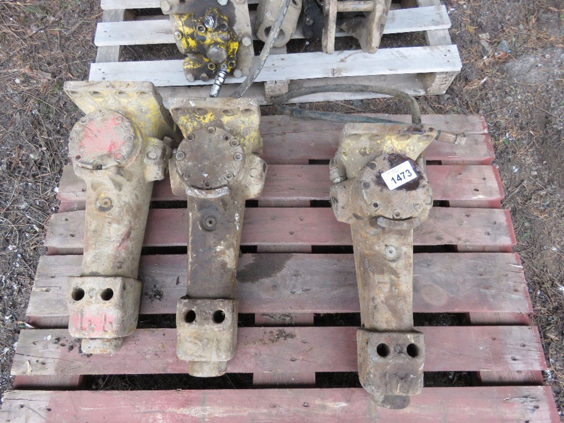 PALLET CONTAINING 3NO MICRO DIGGER TYPE ATLAS COPCO HYDRAULIC EXCAVATOR MOUNTED BREAKERS, MAY BE I - Image 2 of 4