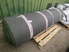 ROLL OF QUALITY ASTRO TURF TYPE FAKE GRASS, 25M X 2M APPROX. THIS LOT IS SOLD UNDER THE AUCTIONEE