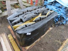 PALLET CONTAINING 20NO 75MM BOLT DOWN SPEED BUMPS PLUS END PIECES.