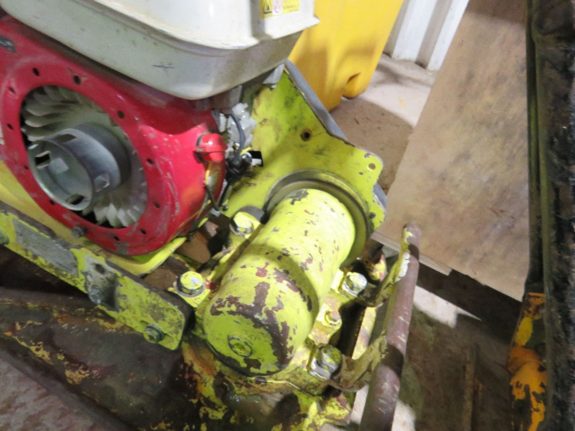 AMMANN PETROL COMPACTION PLATE, RECOIL MISSING. - Image 3 of 3