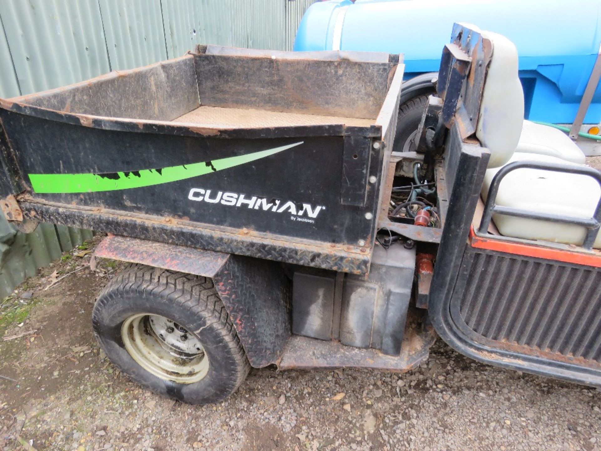 CUSHMAN TURF TRUCKSTER 2WD DIESEL ENGINED GROUNDS MAINTENANCE VEHICLE, 2283 REC HOURS. WHEN TESTED W - Image 4 of 5