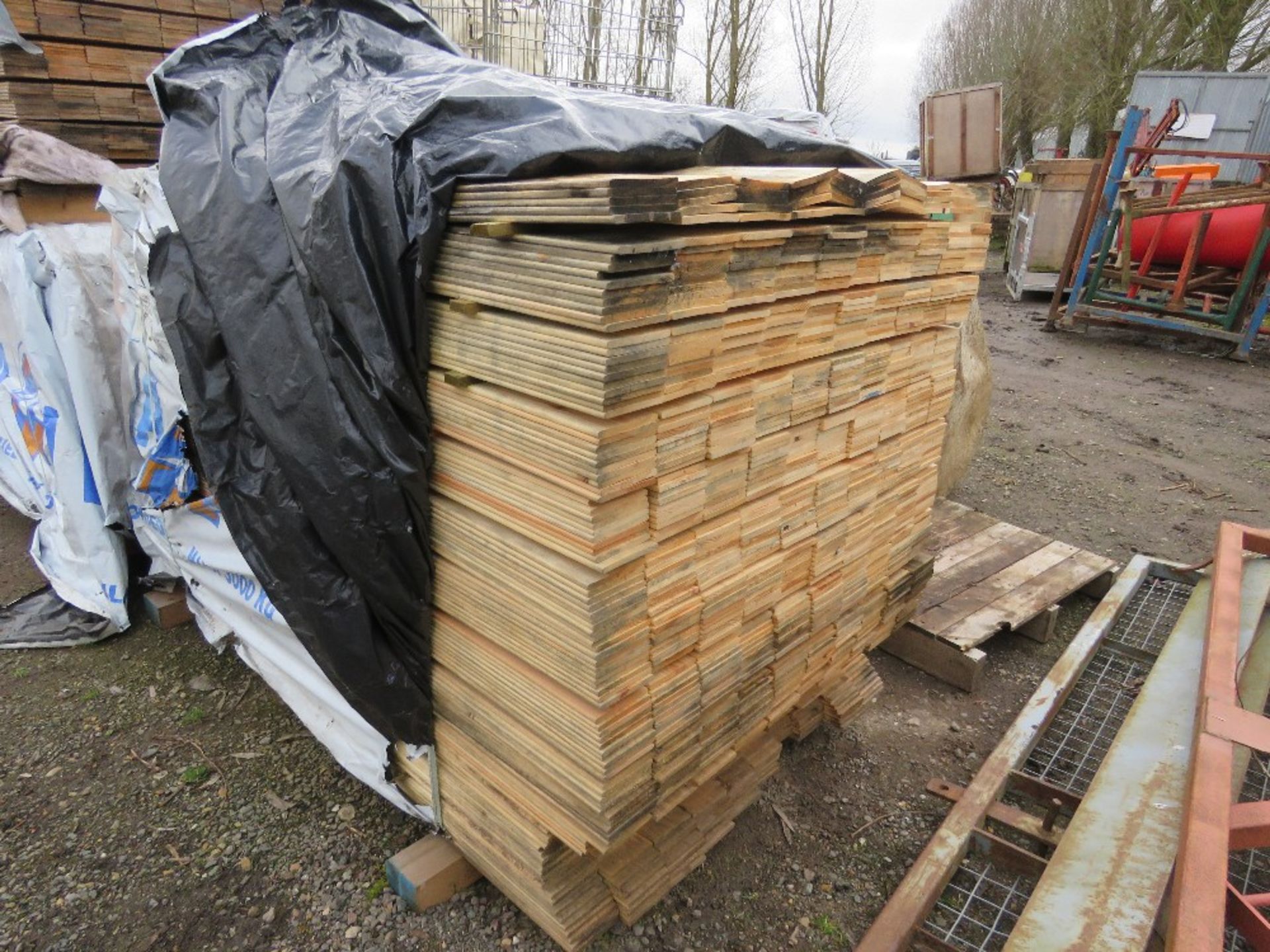 EXTRA LARGE PACK OF HIT AND MISS TIMBER CLADDING BOARDS 1.74M LENGTH X 100MM WIDTH APPROX.