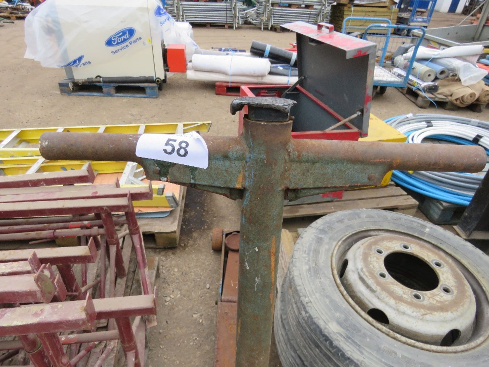 5 TONNE RATED TROLLEY JACK. THIS LOT IS SOLD UNDER THE AUCTIONEERS MARGIN SCHEME, THEREFORE NO VA - Image 2 of 2