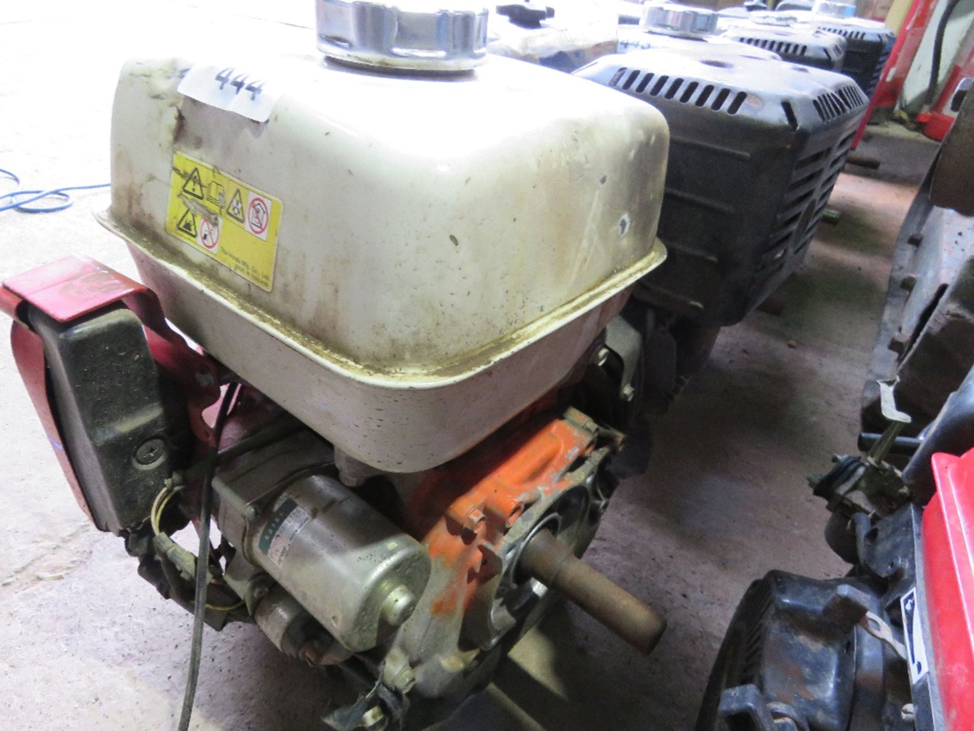 HONDA GX390 ELECTRIC START PETROL ENGINE, CONDITION UNKNOWN. - Image 2 of 3