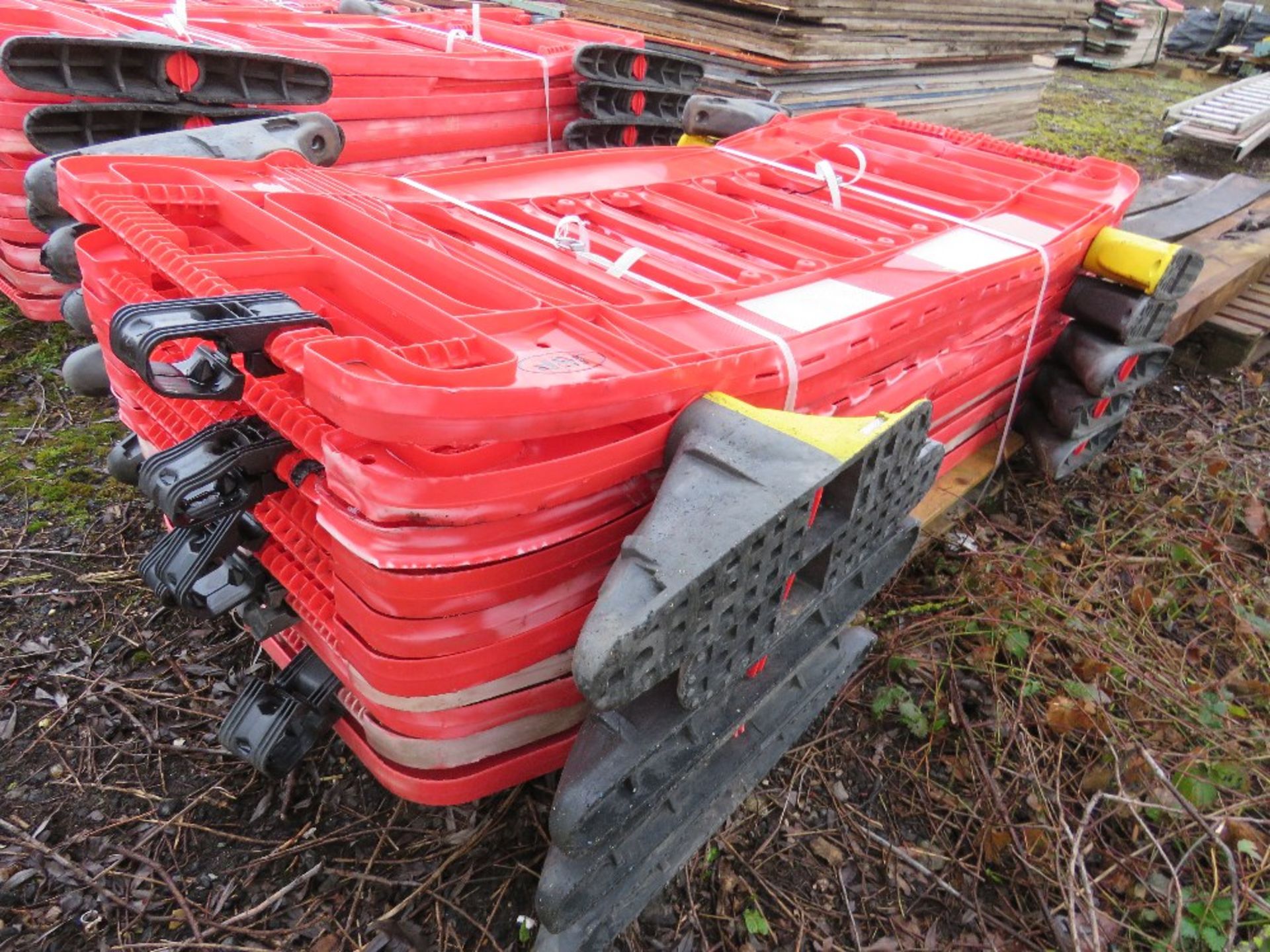 10 X PLASTIC CHAPTER 8 ROAD BARRIERS. THIS LOT IS SOLD UNDER THE AUCTIONEERS MARGIN SCHEME, THERE - Image 2 of 3