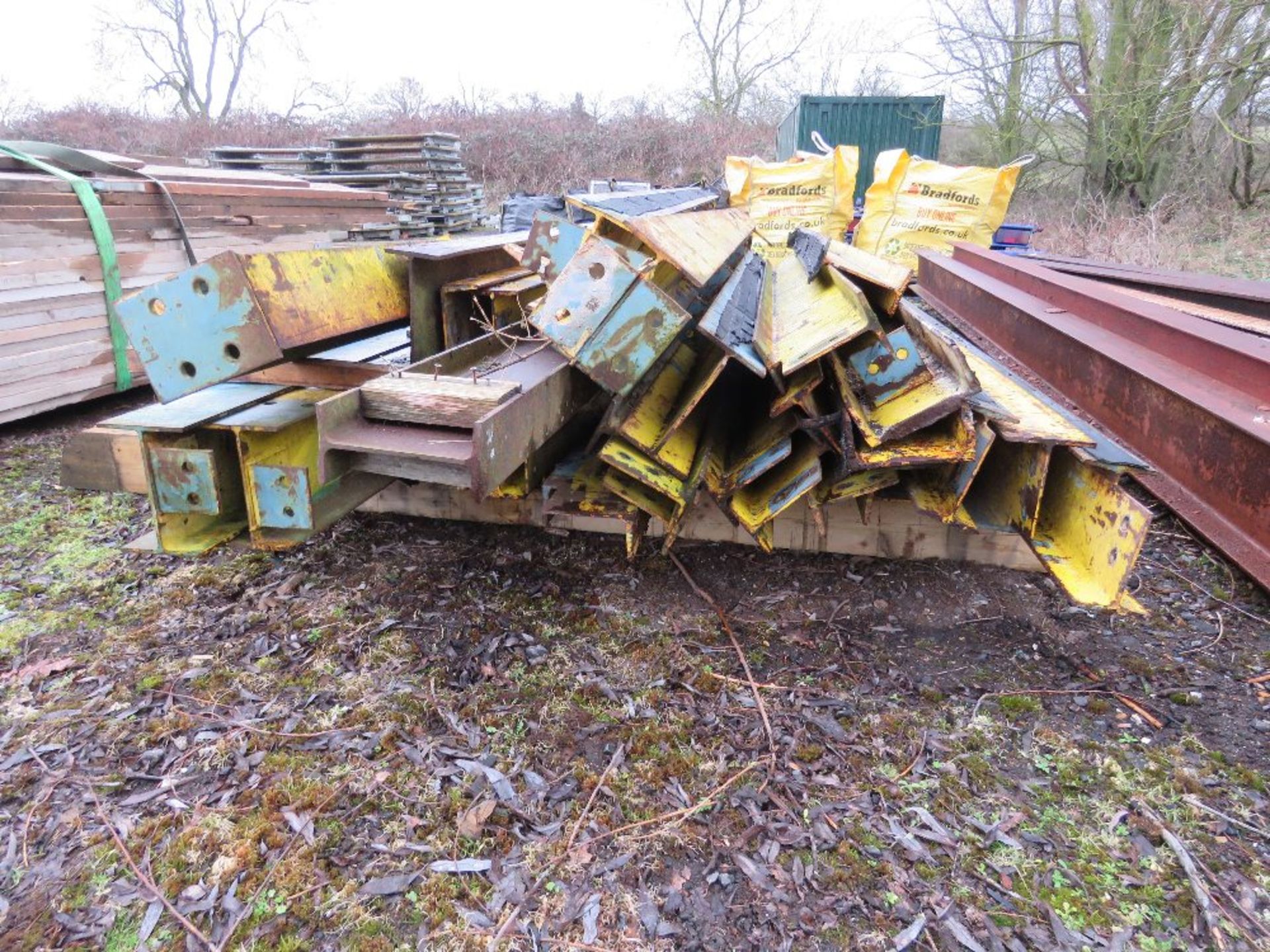 STACK OF YELLOW HEAVY DUTY RSJ STEEL LINTELS, MAINLY 2.9M - 4.8M LENGTH APPROX. - Image 6 of 7