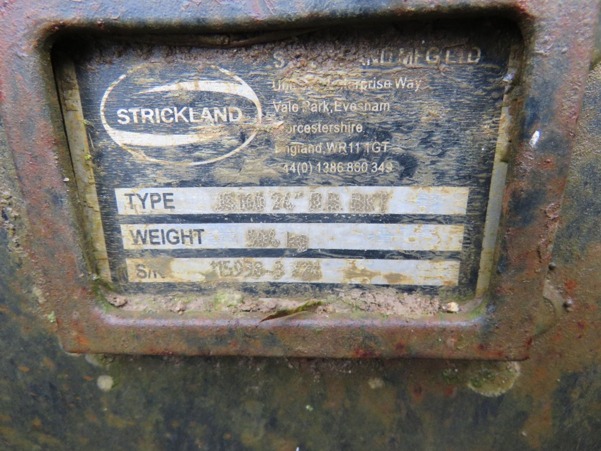 STRICKLAND 600MM WIDTH EXCAVATOR BUCKET ON 80MM PINS, FOR JCB JS 220 EXCAVATOR OR SIMILAR. - Image 3 of 3