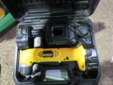 DEWALT RIGHT ANGLE DRILL PLUS A MAKITA SCREW DRIVER, APPEARS UNUSED/LITTLE USED. DIRECT FROM RET