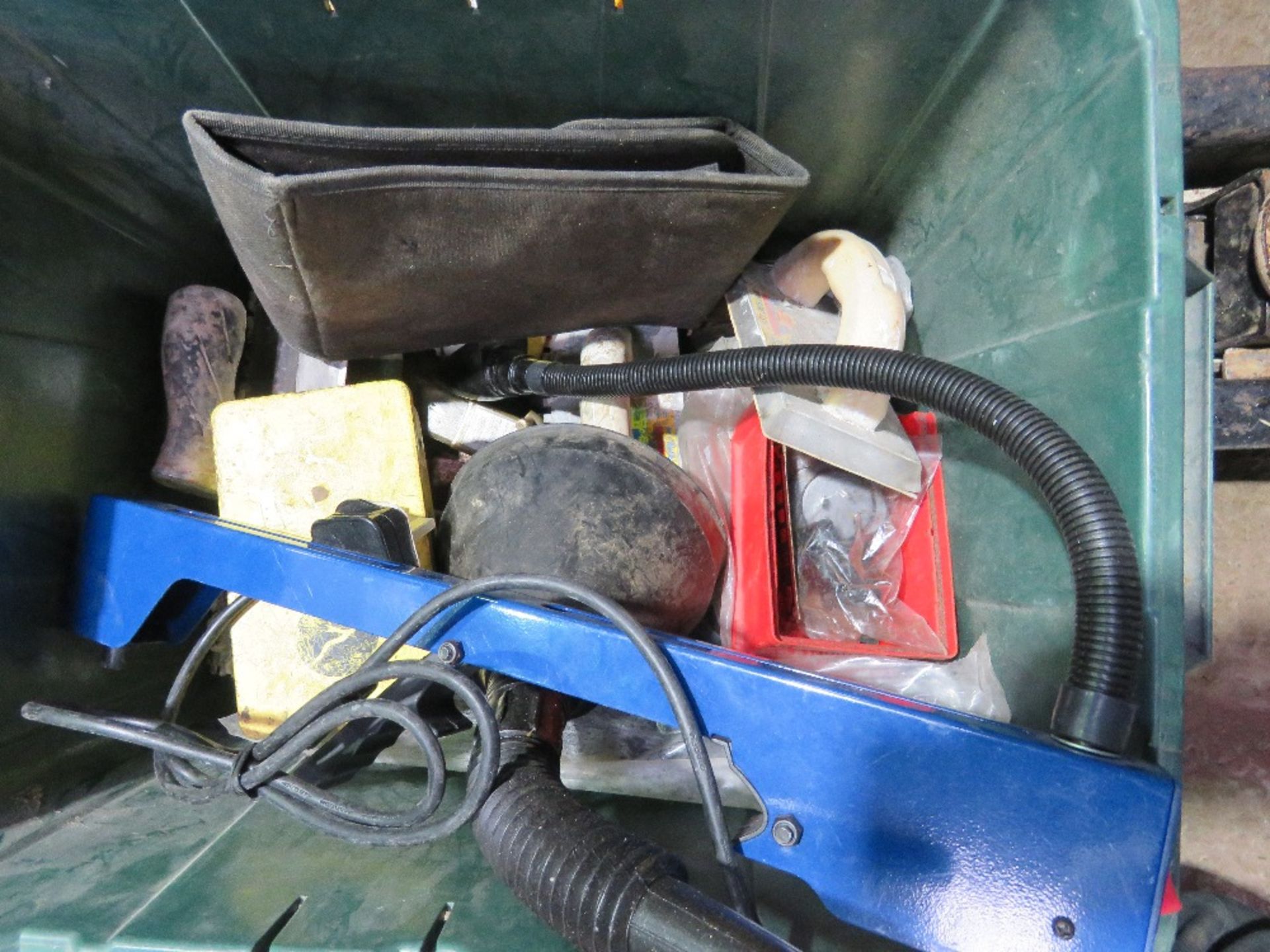 3 X BOXES OF ASSORTED CONSTRUCTION ITEMS. THIS LOT IS SOLD UNDER THE AUCTIONEERS MARGIN SCHEME, - Image 5 of 8