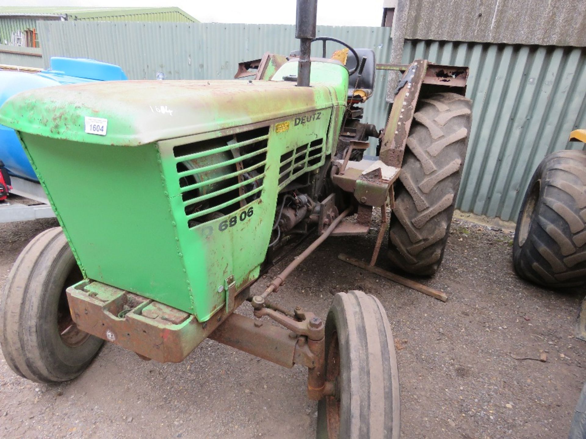 DEUTZ D6806 2WD AGRICULTURAL TRACTOR. WHEN TESTEDW AS SEEN TO DRIVE, STEER AND BRAKE, PTO TURNED AND - Image 2 of 5