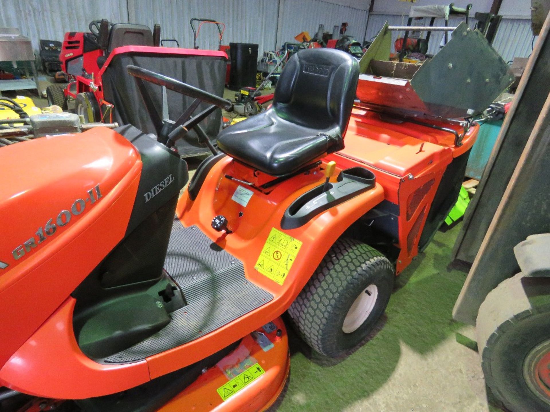 KUBOTA GR1600-II DIESEL RIDE ON MOWER WITH REAR COLLECTOR PLUS DISCHARGE CHUTE. SN:30142. WHEN TESTE - Image 4 of 14