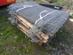 2 X BUNDLES OF SCAFFOLD SAFETY MESH PANELS, 1.2M WIDE X 0.8M HEIGHT APPROX. THIS LOT IS SOLD UNDE