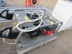 KARCHER HDS801D DIESEL POWERED HOT WASH UNIT WITH A TANK. WHEN TESTED WAS SEEN TO START AND RUN. WIT
