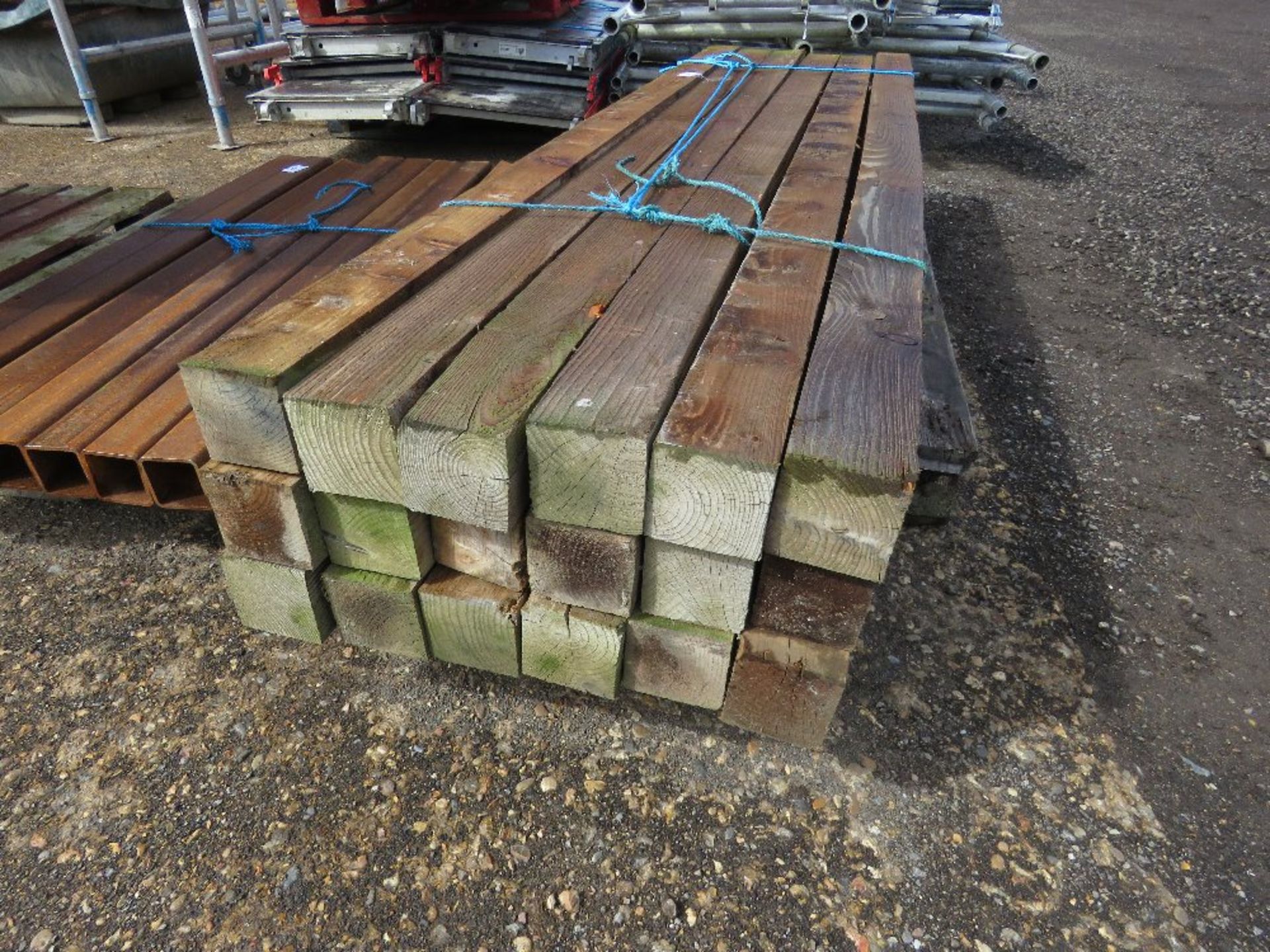 PACK OF TIMBER POSTS: 95MM X 95MM X 2.4M LENGTH APPROX. 18NO IN TOTAL. THIS LOT IS SOLD UNDER THE - Image 2 of 4