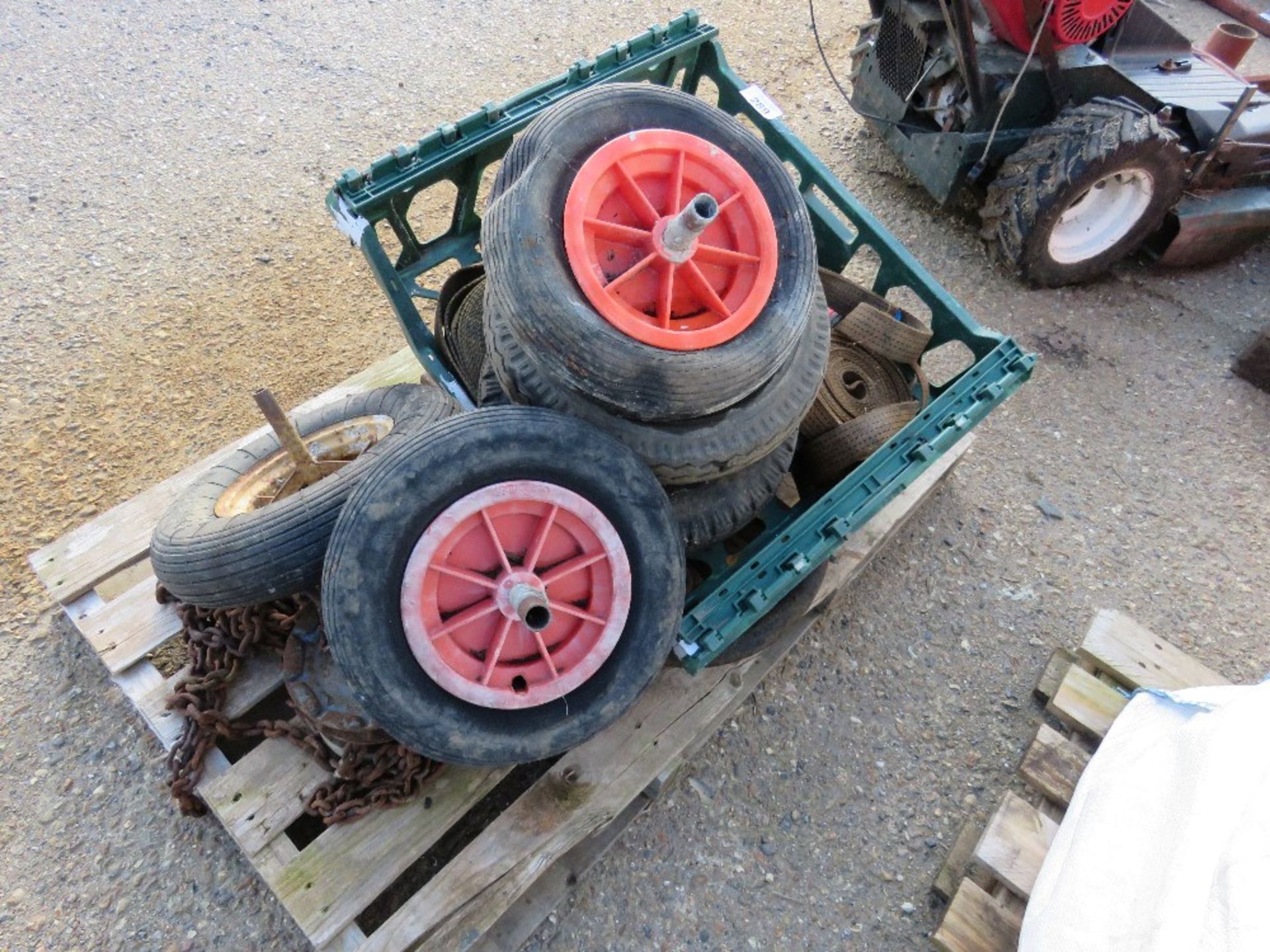 PALLET CONTAINING OLD OIL PUMP, BREAKER POINTS, CHAIN HOIST, WHEELS, STRAPS ETC. THIS LOT IS SOLD - Image 2 of 5