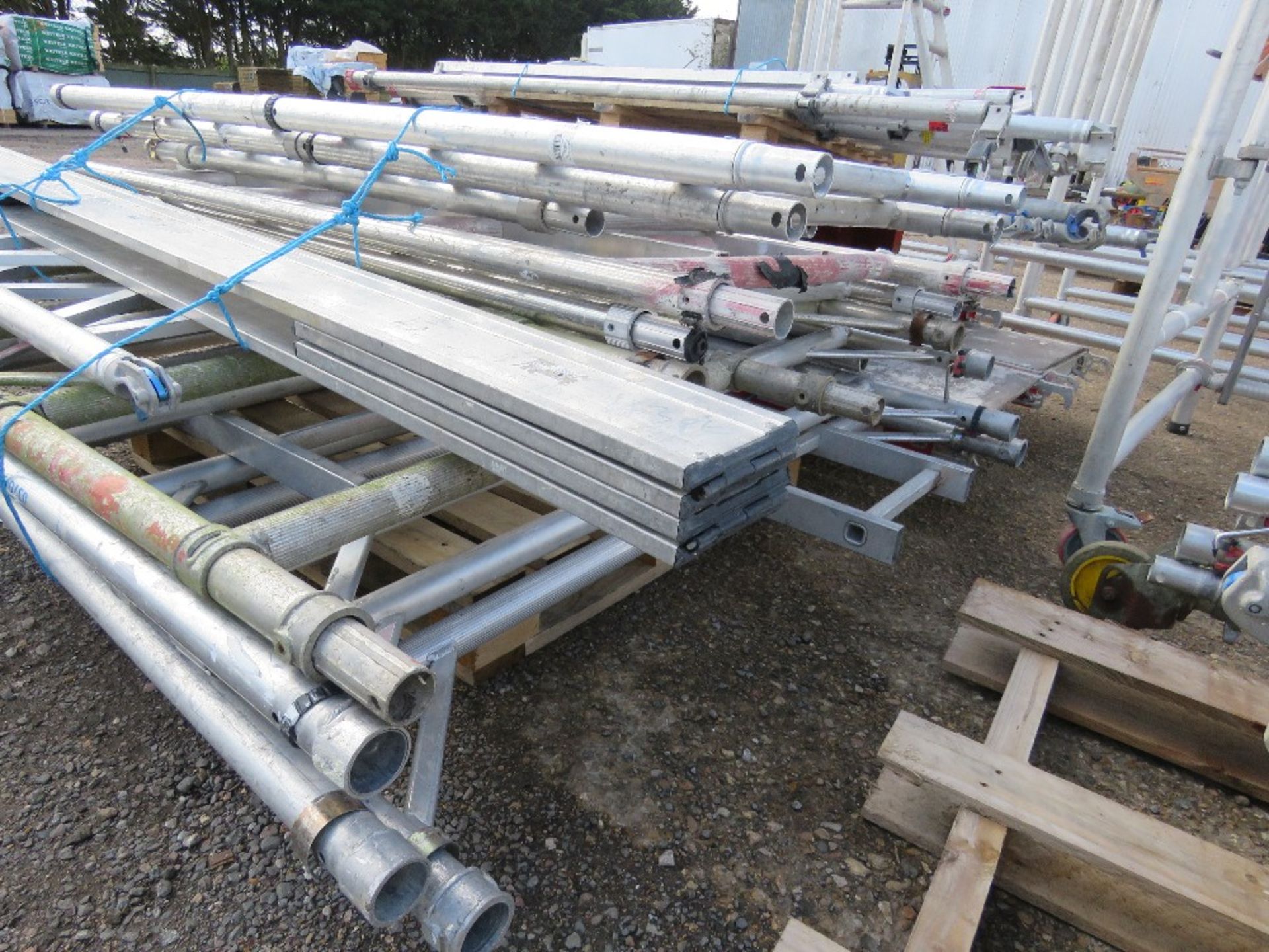 4NO PALLETS CONTAINING ASSORTED ALUMINIUM SCAFFOLD TOWER PARTS INCLUDING FRAMES, BOARDS, LEGS AND PO - Image 3 of 14