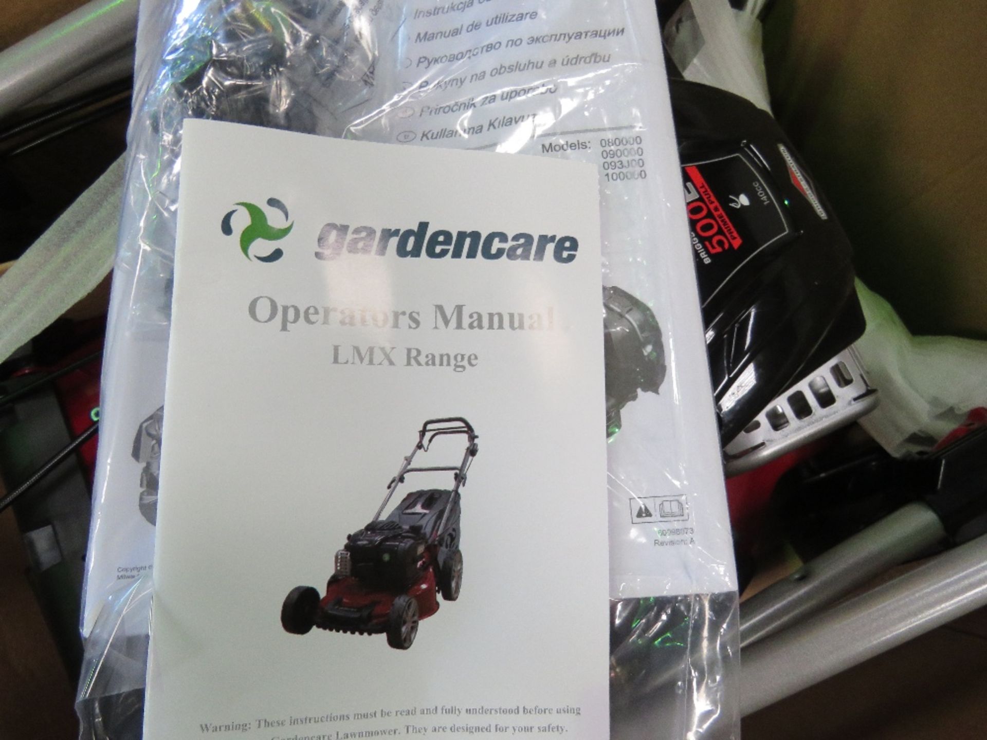 GARDENCARE LMX46SP PETROL ENGINED MOWER, UNUSED IN A BOX. - Image 7 of 7