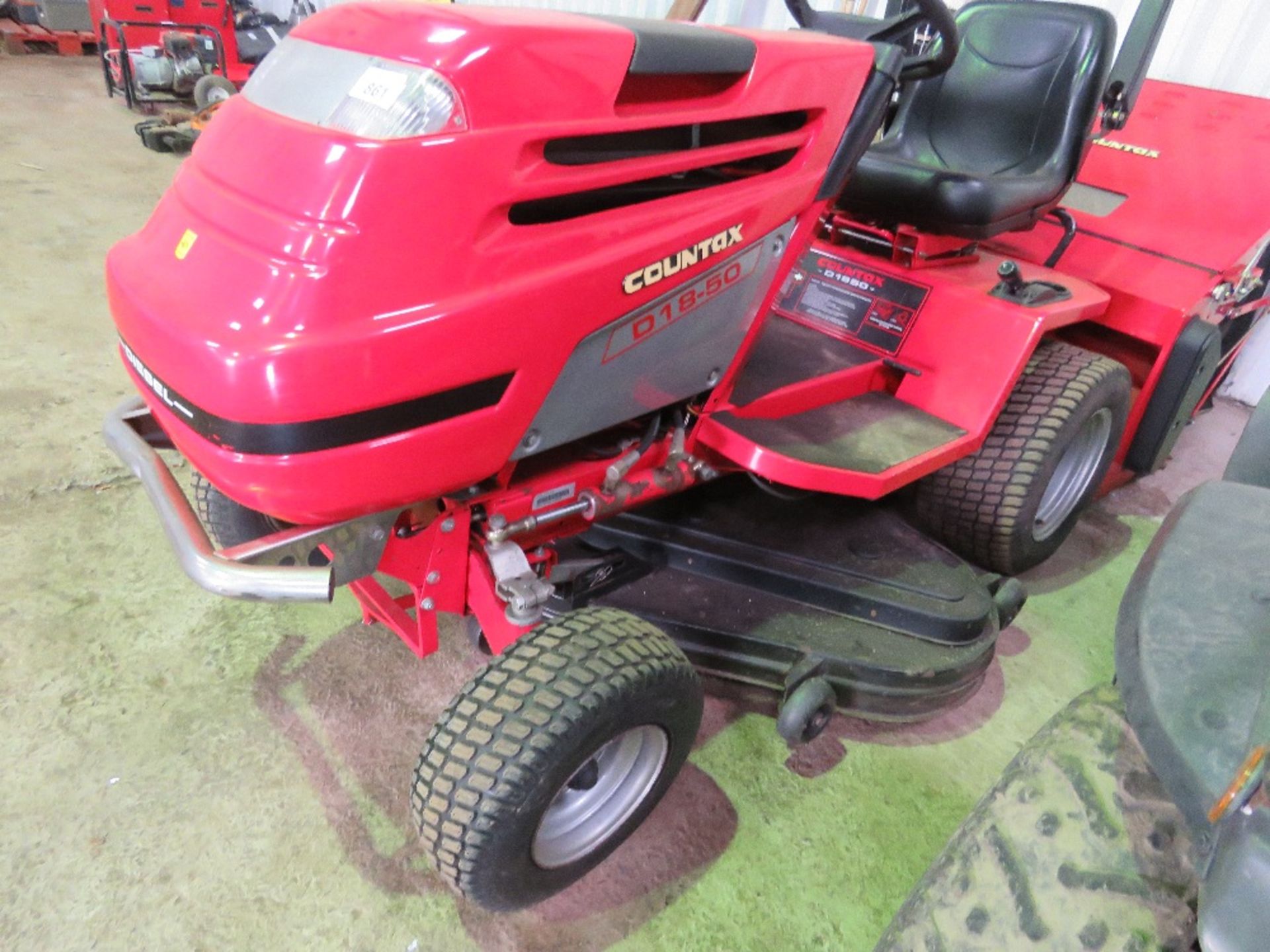 COUNTAX D1850 DIESEL ENGINED RIDE ON MOWER WITH REAR COLLECTOR AND ELECTRIC HEIGHT CONTROL. 292 REC - Image 10 of 10