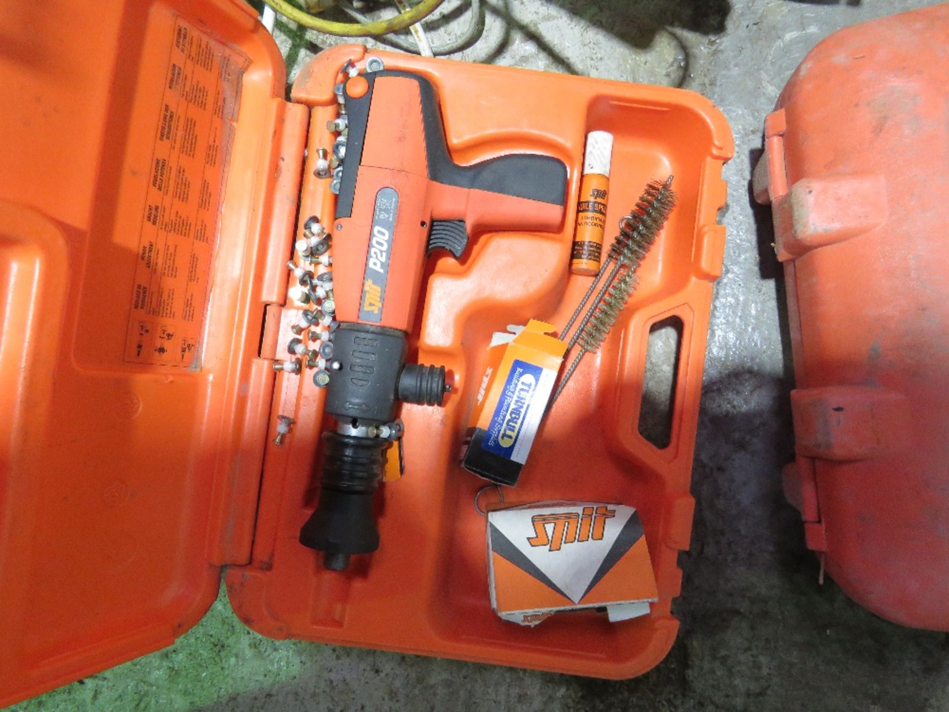 SPIT 200 NAIL GUN IN A CASE DIRECT FROM LOCAL COMPANY DUE TO DEPOT CLOSURE. - Image 2 of 2