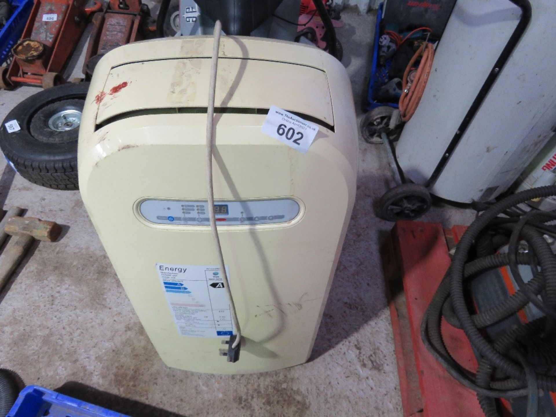 ROOM COOLER UNIT, 240VOLT POWERED. THIS LOT IS SOLD UNDER THE AUCTIONEERS MARGIN SCHEME, THEREFORE