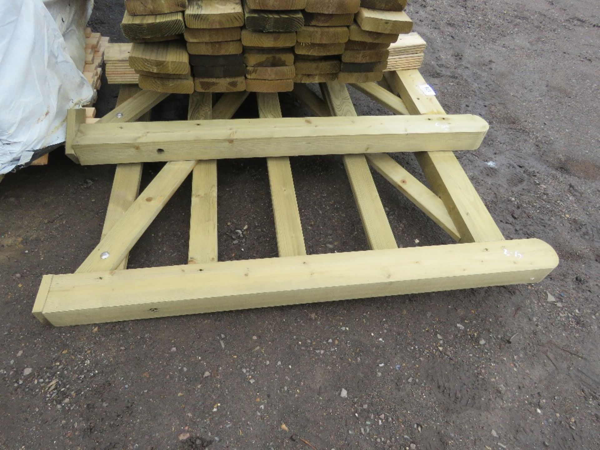2 X WOODEN FIELD GATES: 3.3M AND 4.2M LENGTH APPROX. - Image 4 of 4