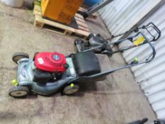 HONDA IZZY PETROL ENGINED LAWN MOWER, WITH COLLECTOR. THIS LOT IS SOLD UNDER THE AUCTIONEERS MARG