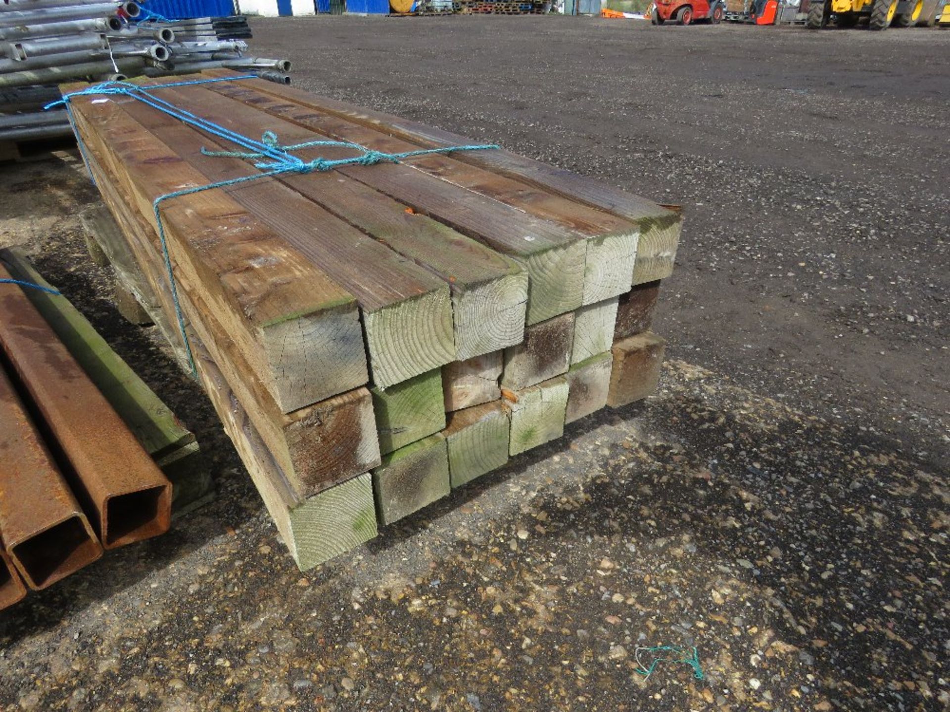PACK OF TIMBER POSTS: 95MM X 95MM X 2.4M LENGTH APPROX. 18NO IN TOTAL. THIS LOT IS SOLD UNDER THE - Image 3 of 4