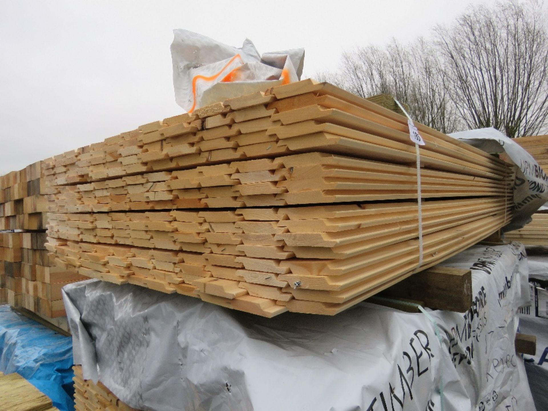 3 X PACKS OF UNTREATED SHIPLAP TYPE "Z" BOARD TIMBER FENCE CLADDING BOARDS: 100MM WIDTH @ 1.7M LENGT