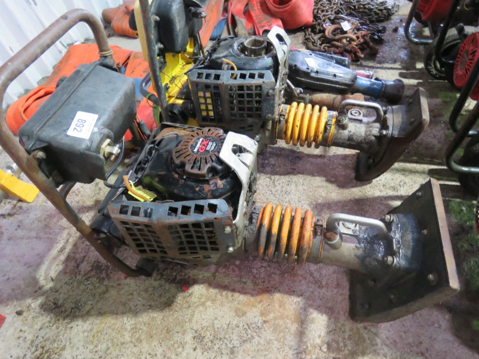 BOMAG TRENCH COMPACTOR WITH BIG FOOT PAD. THIS LOT IS SOLD UNDER THE AUCTIONEERS MARGIN SCHEME, - Image 3 of 6