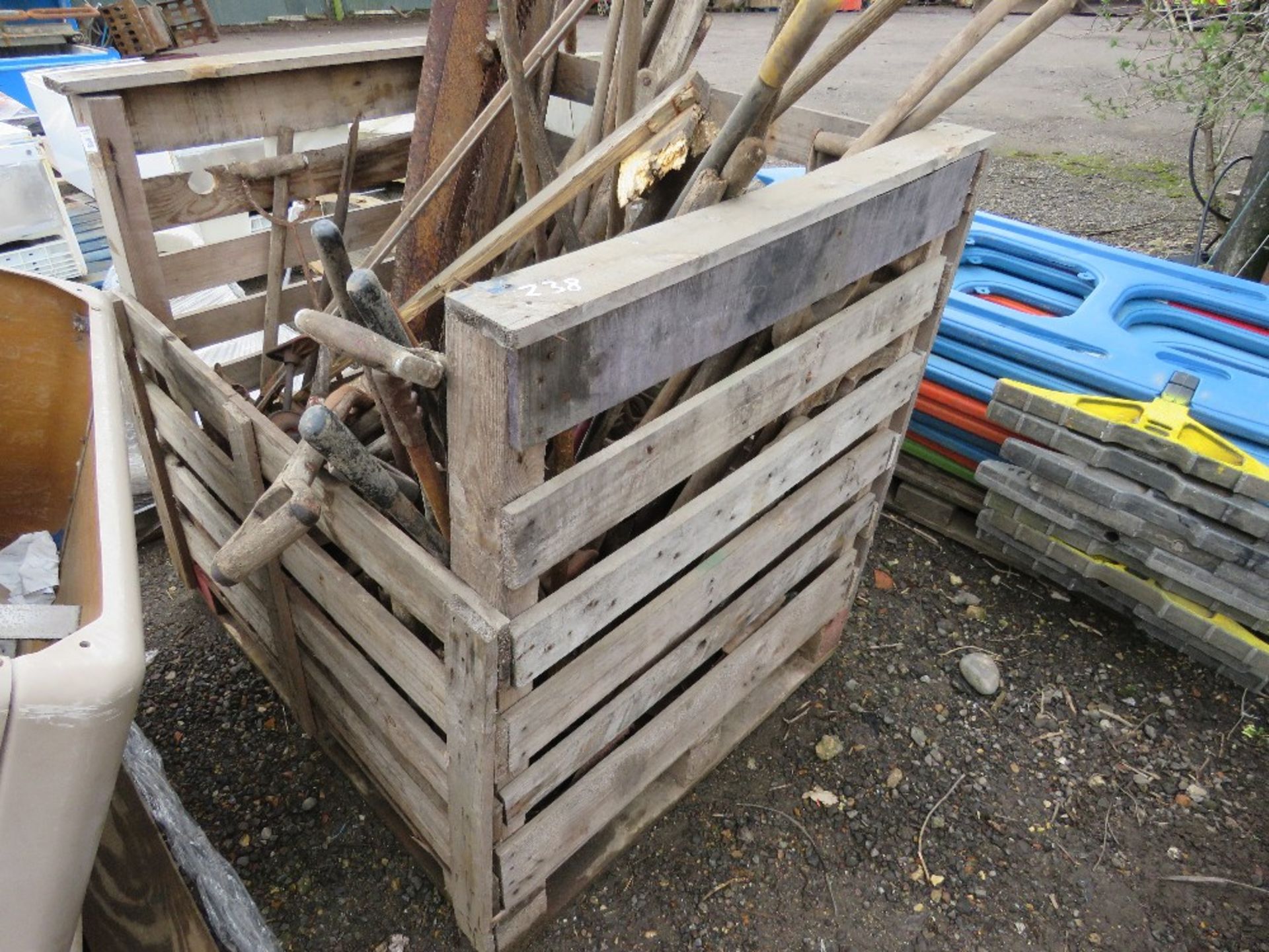 STILLAGE OF OLD HAND TOOLS ETC. THIS LOT IS SOLD UNDER THE AUCTIONEERS MARGIN SCHEME, THEREFORE NO