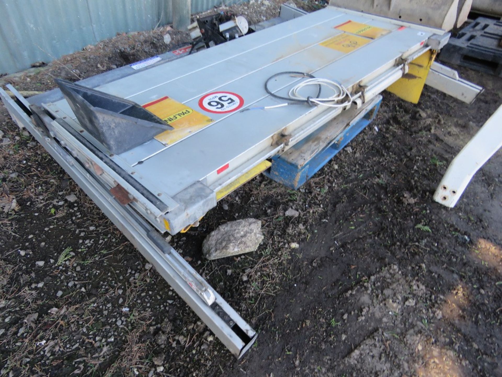 PALFINGER LORRY MOUNTED TAIL LIFT WITH PUMP ASSEMBLY, BELIEVED TO BE FOR 7.5TONNE TRUCK. - Image 5 of 6