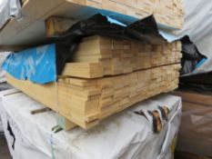 SMALL PACK OF UNTREATED VENETIAN TIMBER FENCING SLATS/TRELLIS SLATS: 70MM X 20MM @ 1.8M LENGTH APPRO