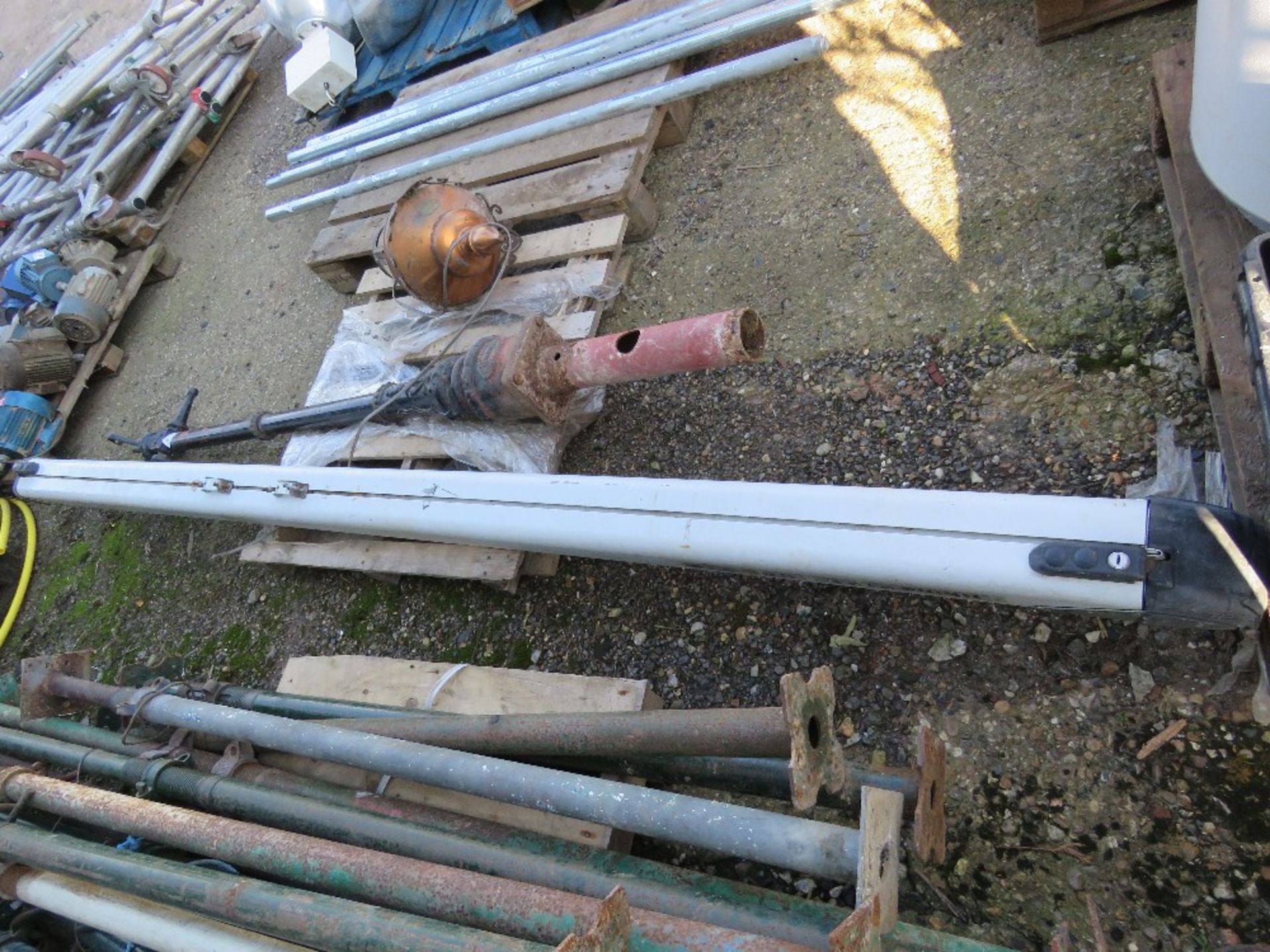 RHINO PIPE TUBE FOR ROOF RACK. THIS LOT IS SOLD UNDER THE AUCTIONEERS MARGIN SCHEME, THEREFORE NO - Image 5 of 6
