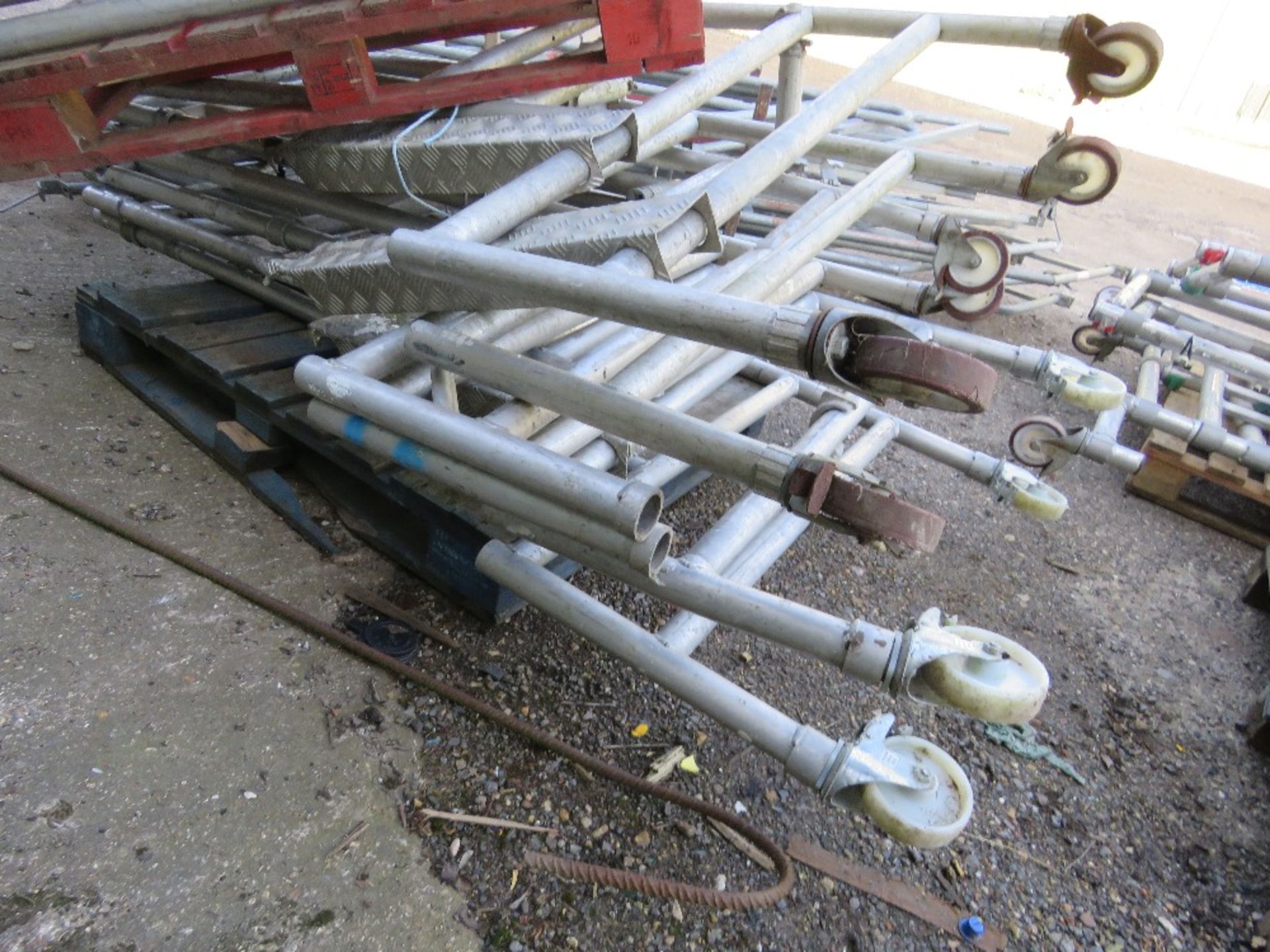 5 X ALUMINIUM PODIUM FRAMES, NO PLATFORMS. THIS LOT IS SOLD UNDER THE AUCTIONEERS MARGIN SCHEME, - Image 7 of 9