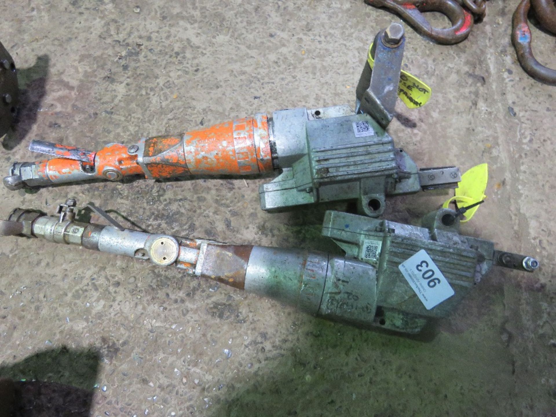 2 X AIR POWERED SAWS. THIS LOT IS SOLD UNDER THE AUCTIONEERS MARGIN SCHEME, THEREFORE NO VAT WILL