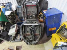 LINCOLN CV420 MIG WELDER, 3 PHASE POWERED, WITH WIRE FEED HEAD. THIS LOT IS SOLD UNDER THE AUCTIO