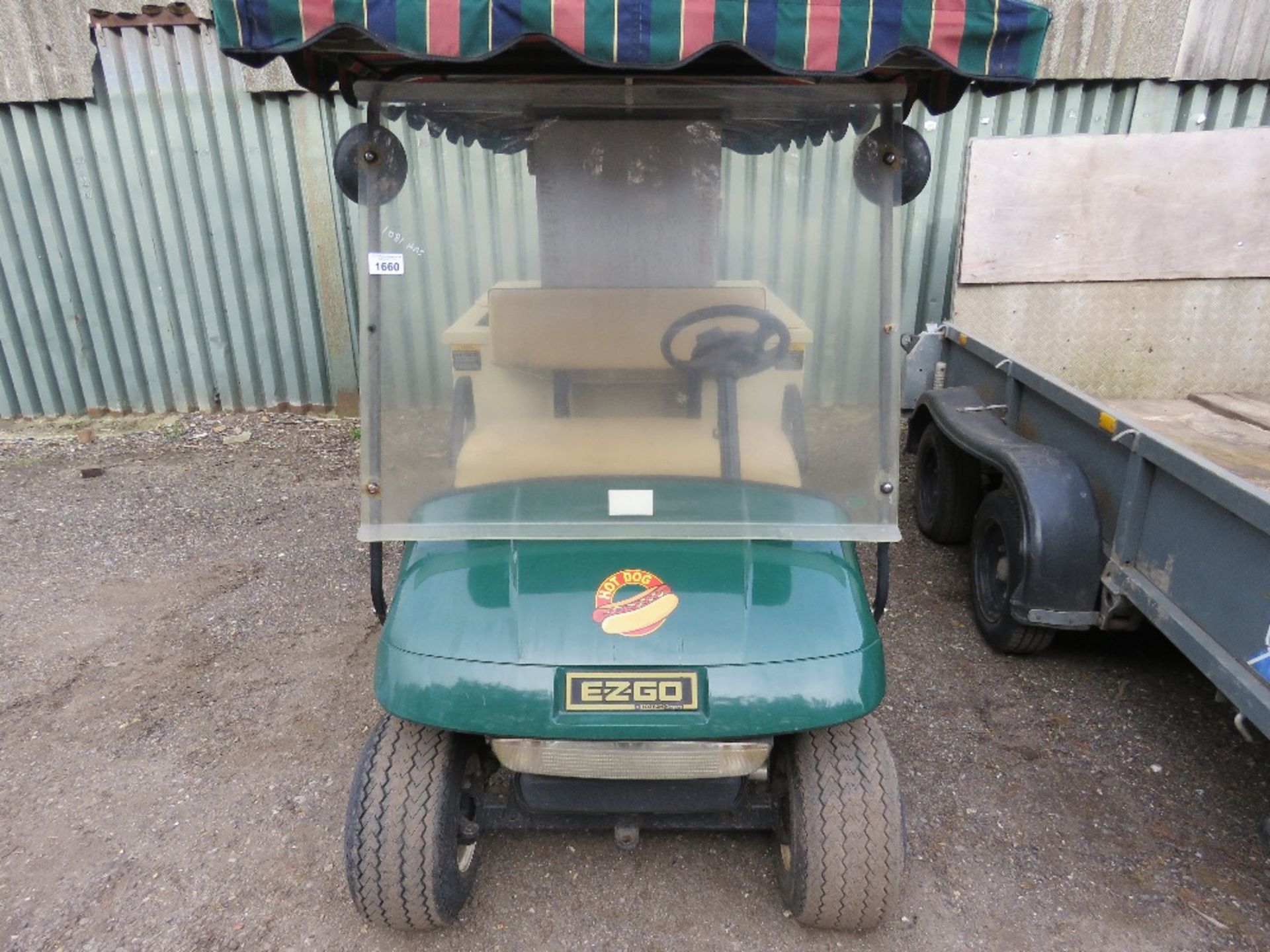 EZGO PETROL ENGINED GOLF BUGGY / CATERING TRUCK. DIRECT FROM FISHING LAKES WHO NO LONGER PROVIDE CAT - Image 3 of 20